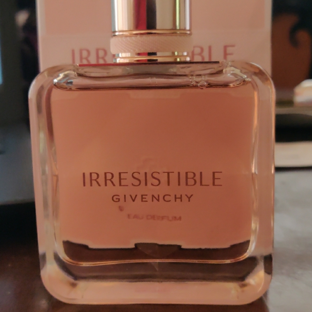 Givenchy irresistible